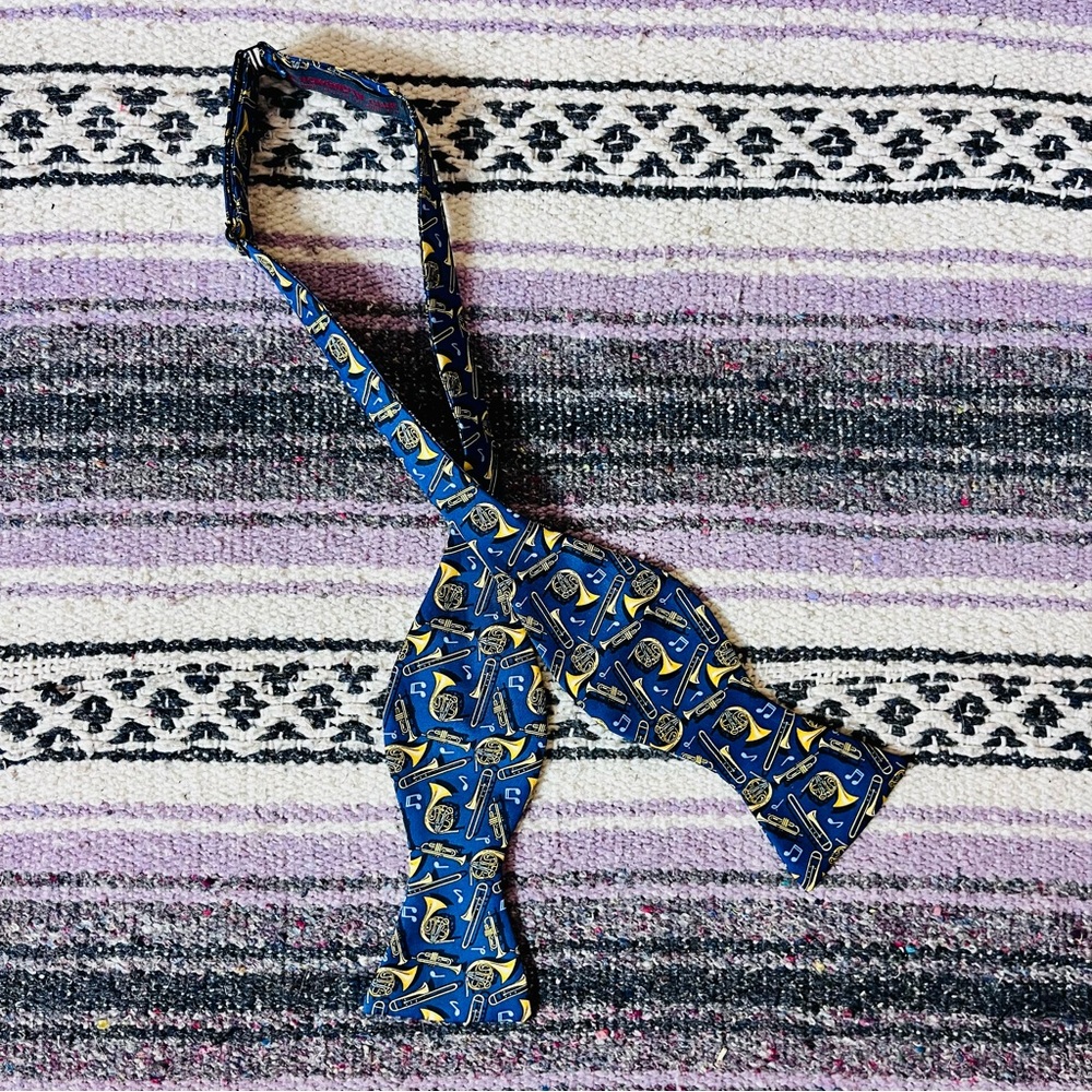 VTG 2000s Brass Instruments Patterned Bow Tie